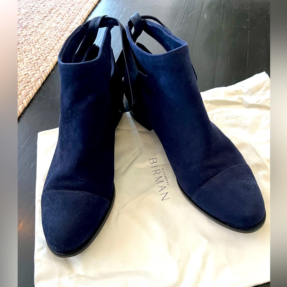 Alexandre Birman Tory Flat women's Nightshade ankle booties w/box/bag Size 9.5